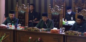 DPRD Tanbu Sampaikan Tiga Raperda Inisiatif
