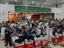 Gubernur Kalsel Lepas Jamaah Haji Kloter I Asal Kabupaten Banjar