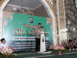 Polda Kalsel Peringati Isra Miraj di Masjid Riyadus Shalihin, Ajak Personel Perkuat Iman dan Taqwa