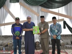 Pemkab HSS Salurkan Bantuan untuk Sukseskan Haul ke-4 Abah Guru Kapuh
