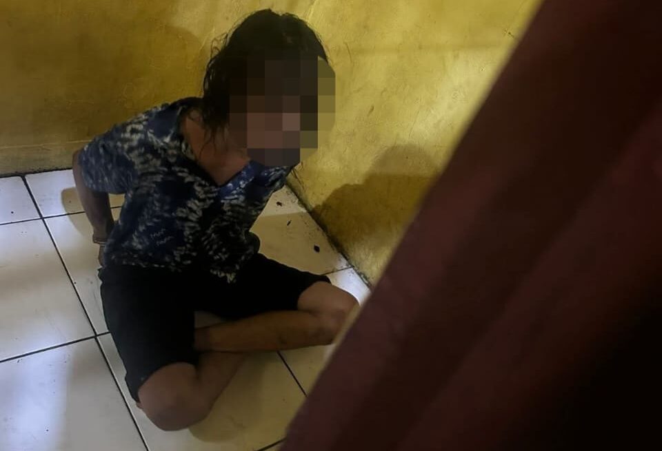 Pelaku Tindak Kekerasan Bayi Saat Diamankan (Foto: Nusawarta.id)