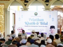 Pemkab Tanah Bumbu Gelar Diklat Khatib dan Bilal untuk Tingkatkan Kualitas Pelayanan Masjid