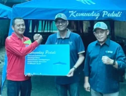 Kemendag Salurkan 100 Tenda Darurat untuk Pedagang Pasar Kuala Simpang Terdampak Banjir