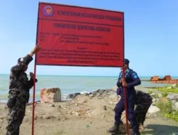 KKP Segel Enam Perusahaan Ilegal di Pesisir Tegal