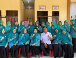 TP PKK HSS Perkuat Ketahanan Keluarga Lewat Program PAAREDI di Desa Gambah Dalam