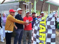 Sekda HSS Buka Jalan Sehat MTsN 2, Semarakkan HUT ke-81 RI