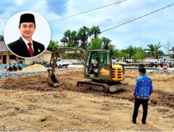Ketua DPRD Tanah Bumbu Kerahkan Excavator untuk Penataan SMAN 1 Batulicin