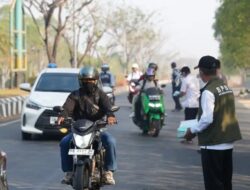 Pemkab Tanah Bumbu Bagikan Masker Gratis Cegah Dampak Kabut Asap Karhutla