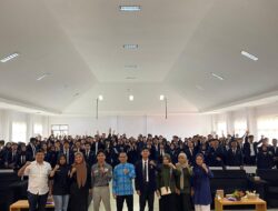 Pelantikan Ormawa Poltekba, Ini Harapan Wakil Rektor Bidang Mahasiswa