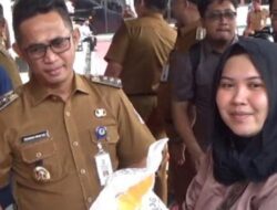Pemkot Balikpapan Bagikan Bantuan Beras 10 kg Untuk 11.640 Warga