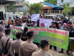 Koalisi Masyarakat Peduli Demokrasi Beri Dukungan Moral Untuk KPU Kalsel