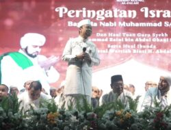 Ustad Das’ad Latif dan Habib Syech Semarakkan Peringatan Isra Mi’raj di Tanah Bumbu