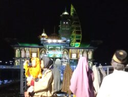 Intip Indahnya Masjid Apung Ziyadatul Abrar Sambil Menunggu Buka Puasa