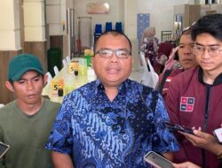 Prof Denny: Ada Penggelumbungan Suara Caleg DPR PAN di Kalsel