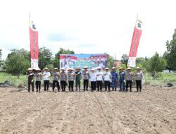 Perkuat Ketahanan Pangan, Polda Kalsel Gelar Penanaman Serentak di Kabupaten Banjar