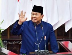 Prabowo Minta Stasiun Televisi Siarkan Lagu Indonesia Raya Setiap Pagi Secara Serentak