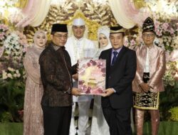Pj Bupati Endri Jadi Saksi Momen Sakral, Pernikahan Purna Praja IPDN di Hulu Sungai Selatan
