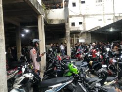 Polisi Bubarkan Konvoi 200 Remaja di Cengkareng, Bawa Petasan dan Bendera