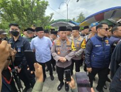 Kapolri Kunjungi Keluarga AKP Lusiyanto, Sampaikan Dukacita dan Janji Tegakkan Keadilan