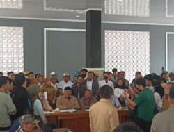 Tolak Keputusan KemenPAN-RB, Ratusan CASN dan PPPK 2024 Geruduk DPRD Sultra