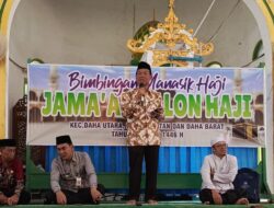 Wakil Bupati HSS Buka Manasik Haji di Daha Utara, Tekankan Pentingnya Kesehatan dan Akhlak Jamaah