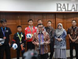 Gubernur DKI Dukung Pansus DPRD Segel Parkir Ilegal, Transaksi Tunai Akan Dihapus