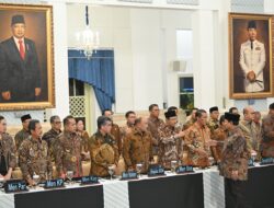 Setahun Pemerintahan, Presiden Prabowo Pimpin Sidang Kabinet Paripurna di Istana Negara