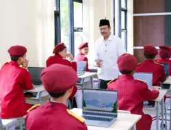 SRMA Bukan Sekadar Sekolah: Gus Ipul Tegaskan Misi Besar Pengentasan Kemiskinan