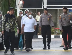 KPK Sita Dokumen dan Perangkat Elektronik Terkait Kasus Dugaan Korupsi Gubernur Riau