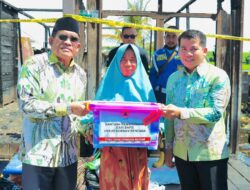 Kebakaran Hanguskan Dua Rumah di Murung Padang, Pemkab HSU Bergerak Cepat Berikan Bantuan