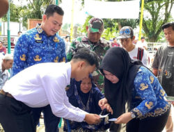 Pemkab Balangan Salurkan BLT APBD di Awayan
