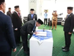 Bupati Tanah Bumbu lantik ASN, Tekankan Komitmen Tanpa Pengangguran dan Pembangunan SDM