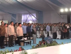 Presiden Prabowo Pimpin Akad Massal dan Serah Terima Kunci Rumah Subsidi di Serang