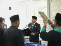 Bupati Tanah Bumbu Lantik 12 Pejabat Di lingkungan Pemkab