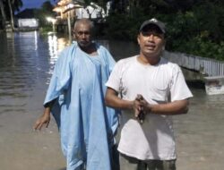 Anggota DPRD Tanah Bumbu, Habib Mail Tinjau Banjir Sarigadung: Tekankan Normalisasi Sungai dan Drainase