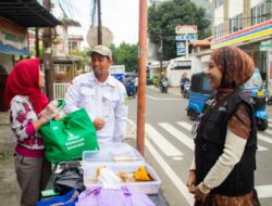BAZNAS RI Salurkan Paket Ramadan Bahagia untuk Keluarga Prasejahtera di Jakarta