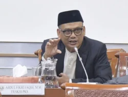 DPR Apresiasi Strategi “Dua Kaki” Pemerintah dalam Reformasi Pendidikan Nasional