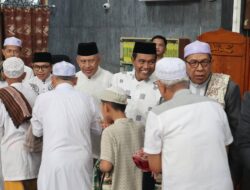 Bupati HSS Salat Id di Masjid Agung Taqwa, Ajak Warga Perkuat Persatuan dan Kepedulian Sosial