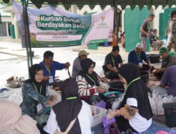 Pemkab Balangan Salurkan 450 Paket Daging Kurban