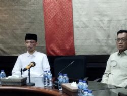 Gerindra Gelar Sidang Kehormatan, Legislator DPRD Jember Diperiksa Usai Viral Merokok Sambil Main Gim di Rapat Stunting