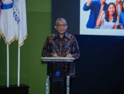 Wamenaker Ajak Mahasiswa Perkuat Kompetensi dan Sertifikasi Hadapi Dunia Kerja