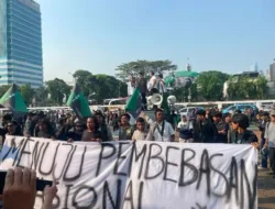 PB HMI MPO Gelar Aksi di DPR, Sampaikan Lima Tuntutan untuk Pemerintah