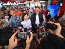 Ratusan Warga Surabaya Antusias Daftar Program Digitalisasi Perlinsos