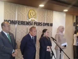 Puan Tegaskan Posisi PDIP Jelas, Bantah Disebut Bersikap Abu-abu