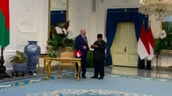 Prabowo Terima Pulpen Emas dari Presiden Belarus