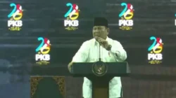 Prabowo Sebut Tiga “Kancil Politik”, Guyon Cak Imin, Dasco, dan Bahlil Meriahkan Harlah PKB