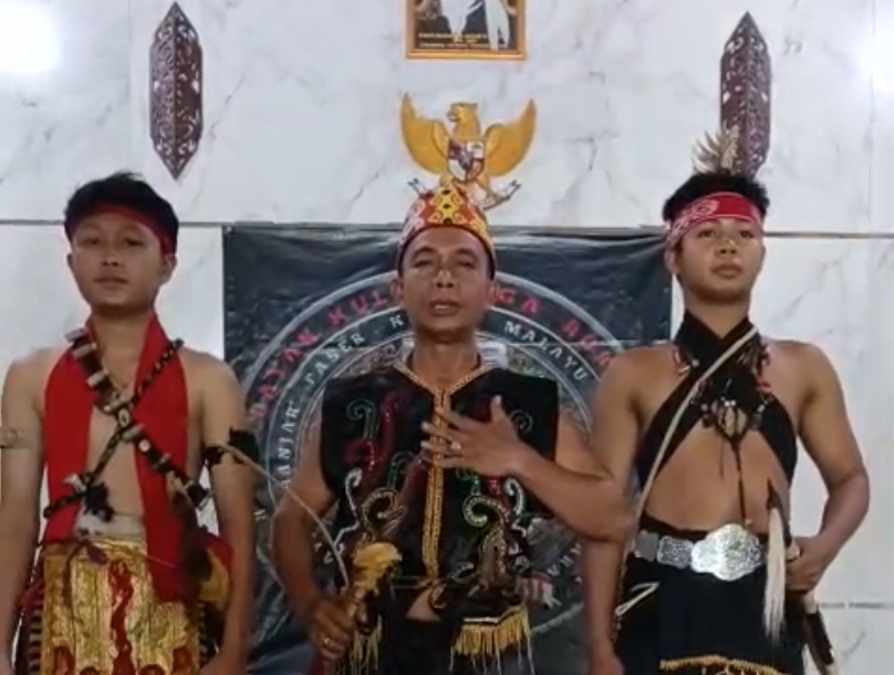 DKB Kalsel imbau jangan terpancing isu bendera dayak