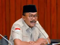 Agung Widyantoro Resmi Gantikan Hetifah sebagai Ketua Komisi X