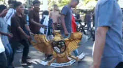 Peringatan 21 Tahun Damai Aceh Berujung Ricuh, Massa Serbu Pendopo Gubernur