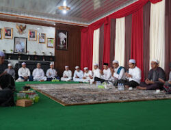 Bupati Balangan Berangkatkan 20 Santri Belajar ke Hadramaut